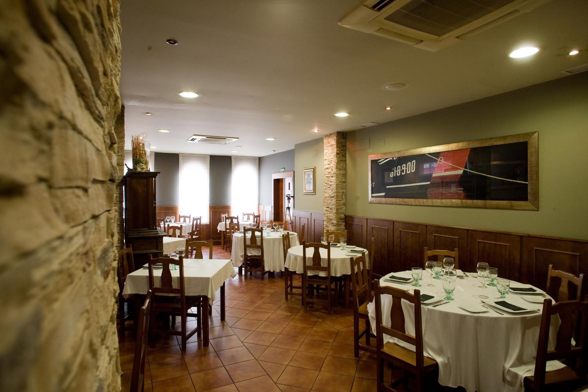 Hotel El Balcon Avilés Extérieur photo